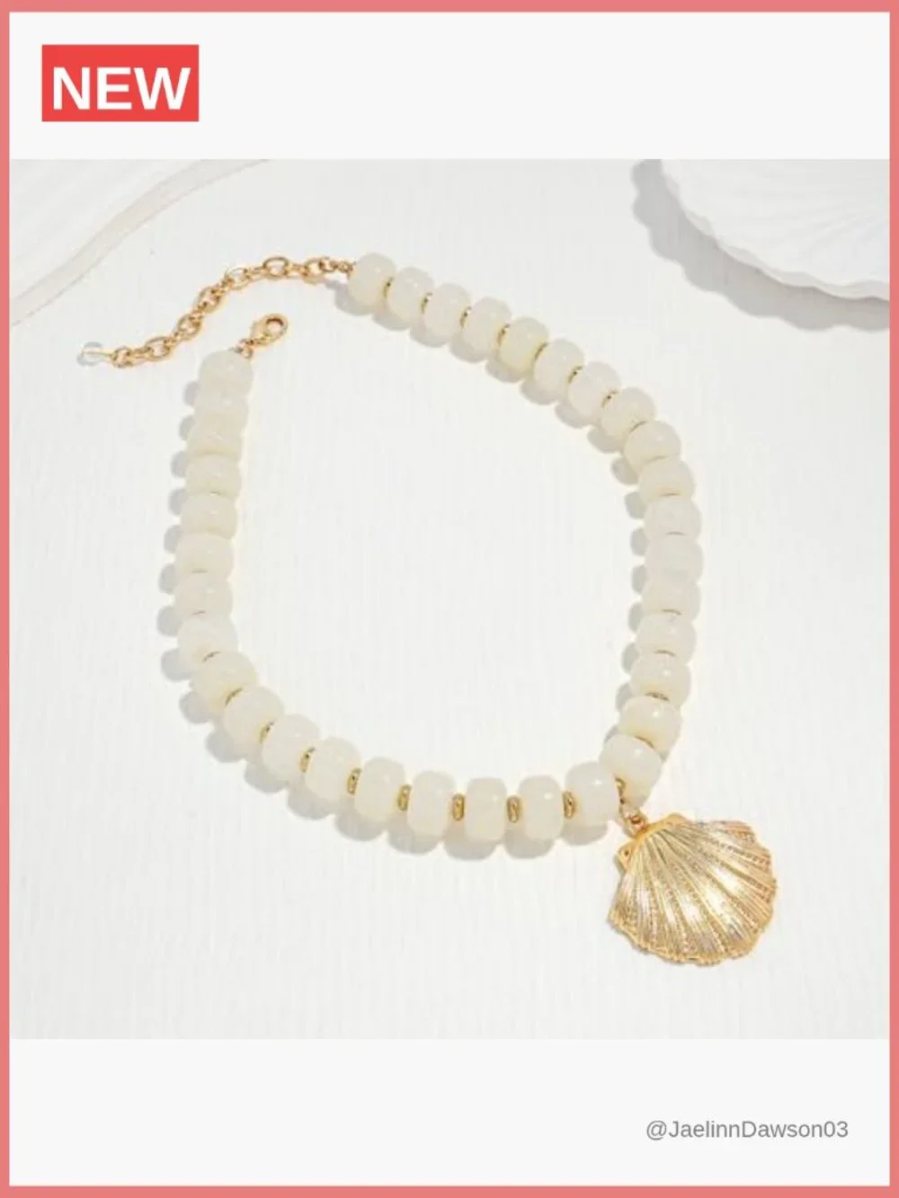 Chunky Beaded Statement Necklace with Seashell Pendant Adjustable Lobster Clasp
